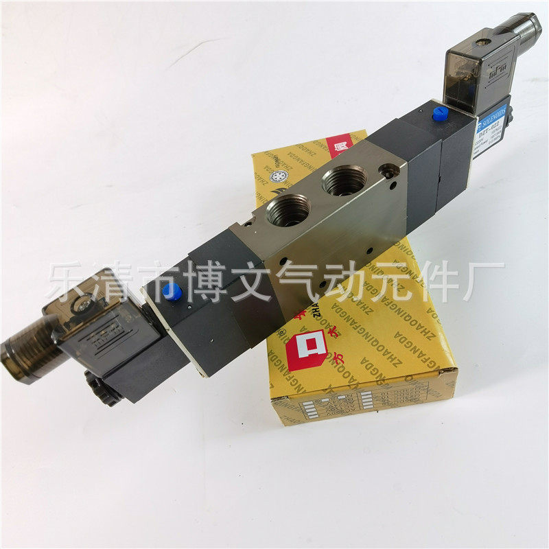 电磁阀Q35D2C-L15三位五通中封式电控换向阀4分G1/2方大