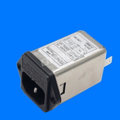 二合一双保险滤波器CW2A -10A-T 带螺丝孔保险+品字滤尾波器