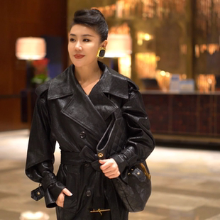 芈莱尤优—新款 高定系列纹理感黑色风衣F22—6132