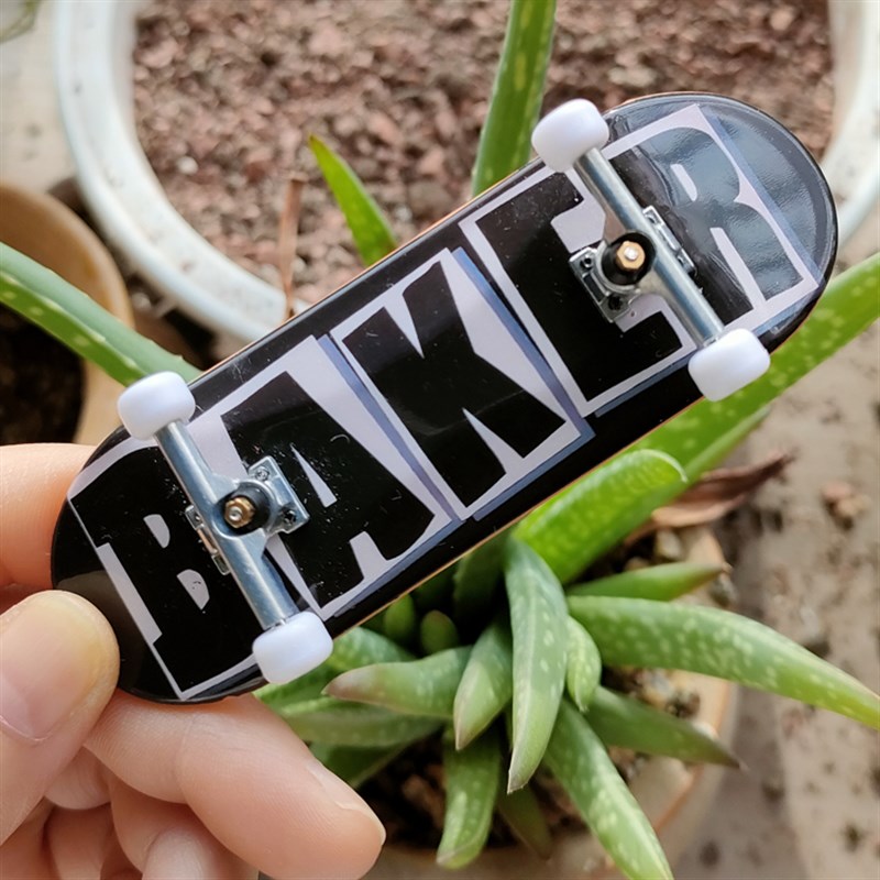 10厘米青少年迷你指尖手指滑板下凹板面贴M砂纸锌合金分体支架轮