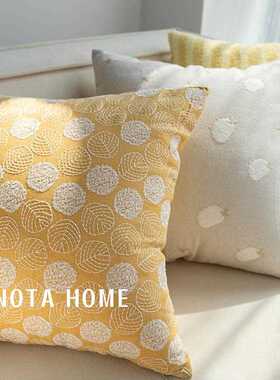 黄色花朵抱枕方形靠枕北欧抱枕套客厅沙发靠垫床上睡觉可爱含枕芯