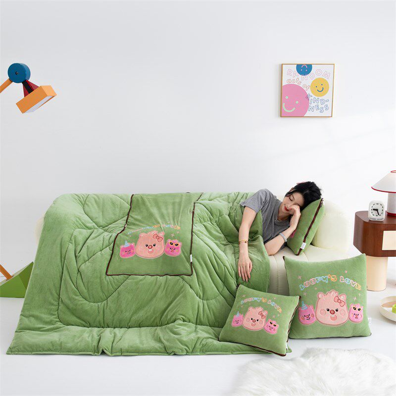 秋冬加厚绒多功能抱枕被子车载两用折叠二合一午睡被沙发靠垫靠枕