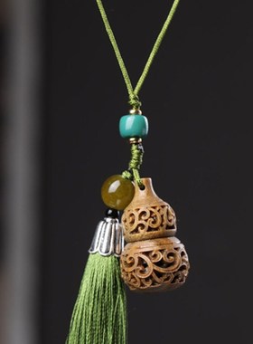绿檀挂件葫芦香囊扩香器立体镂空工艺旋转开关放置香珠挂包包手机