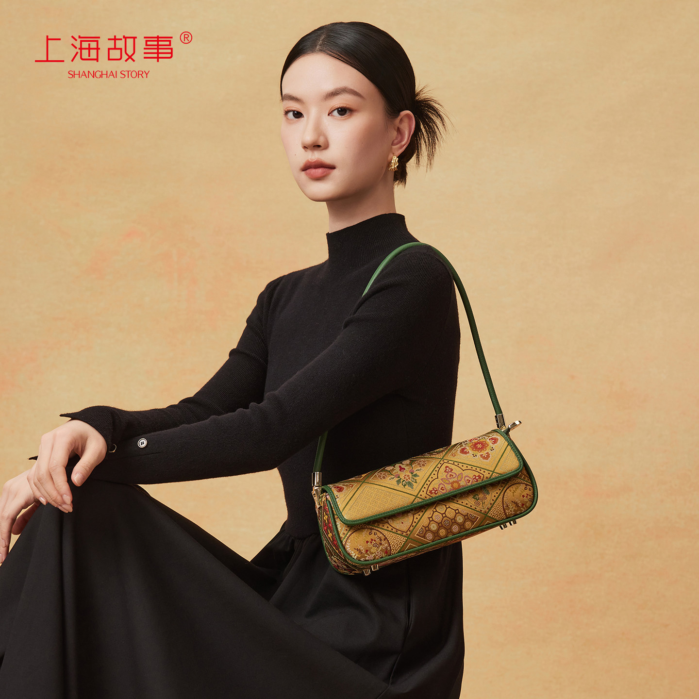 2026新款国风纳纱绣法棍单肩包真丝牛皮新中式包包送长辈妈妈礼物