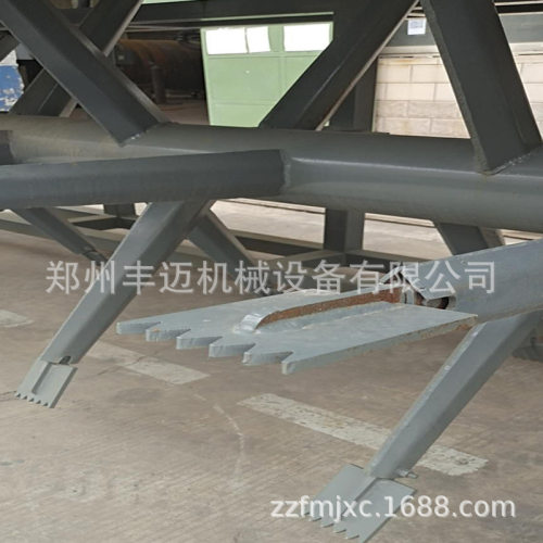 发酵粪履带翻耙机 有机肥遥控自走式翻抛机 污泥垃圾自动翻堆机