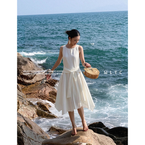 泡芙·美丽衣橱【白寂】夏季垂感修身肌克制美学系带垂坠连衣裙女