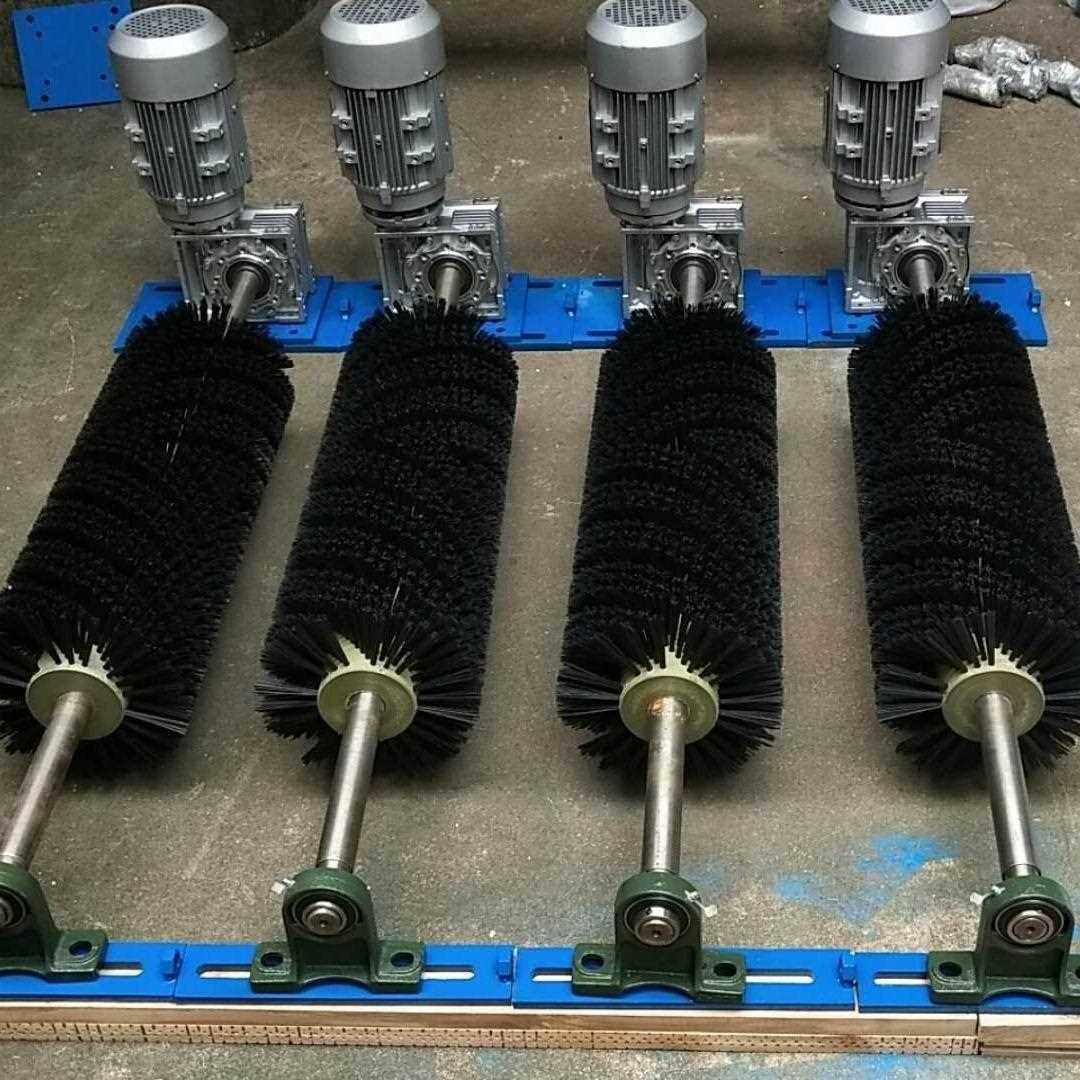电动滚刷清扫器皮带输送机清洁器水泥厂旋转式毛刷清扫器