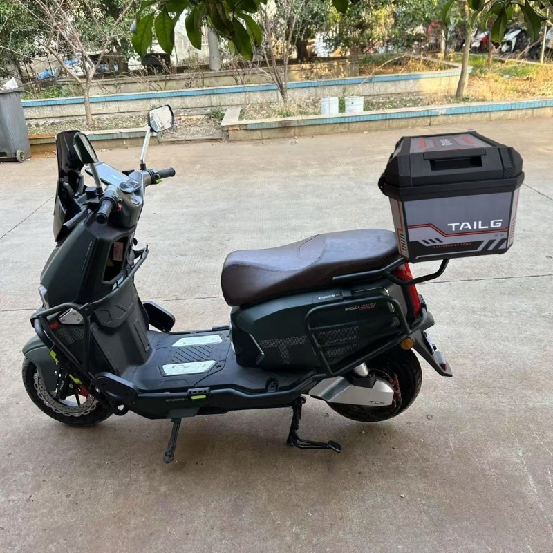 台铃原装尾箱电动车后备箱通用非铝合金箱苍穹尾箱