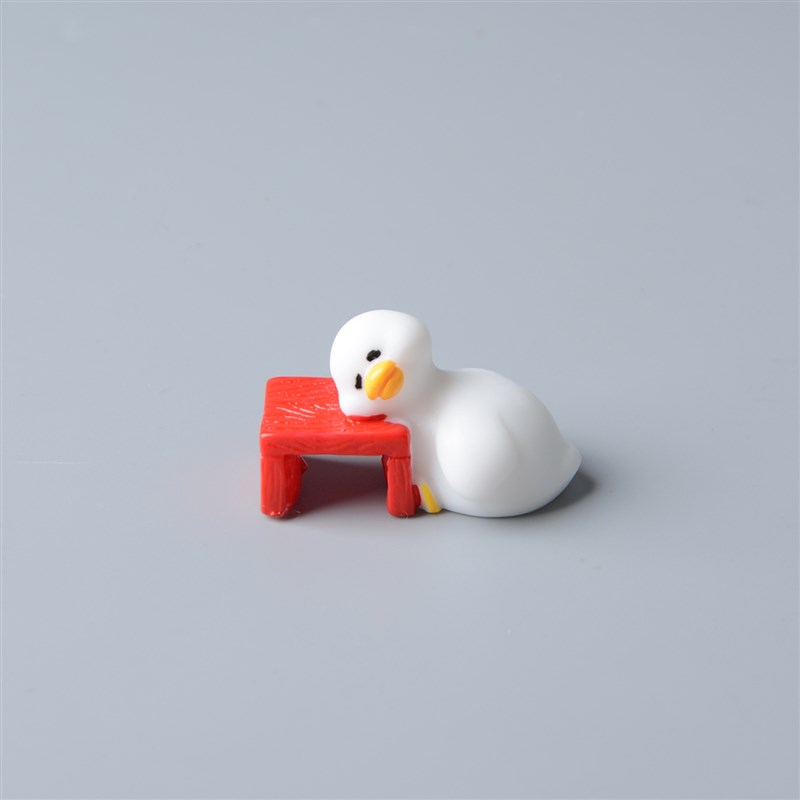 小鸭嘎嘎车机屏幕电n脑显示屏装饰摆件可爱鸭子迷你车载桌面微景
