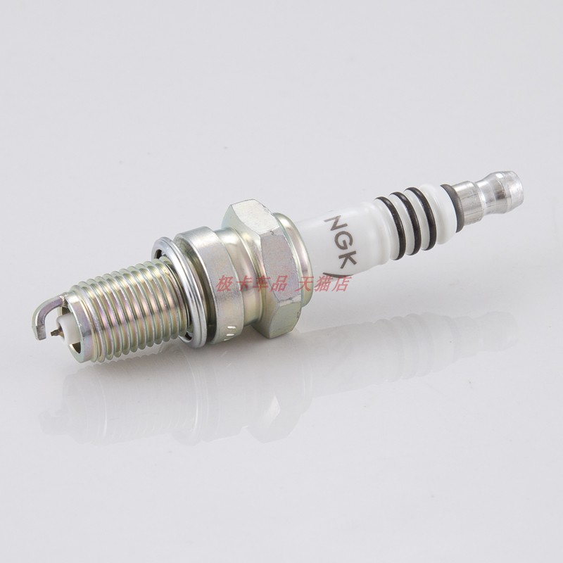 摩托车火花塞DPR7EA-9适用光阳赛艇300 CT250 300 CB75T0 DPR7EA-