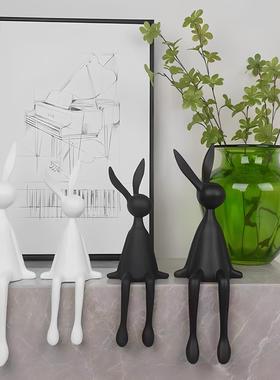 创意网红卡通坐姿长耳兔子摆件客厅电视柜酒店前台桌面玄关装饰品