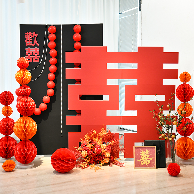 网红订婚宴布置背景墙kt板装饰仪式感物品简单现场景气球摆件大全