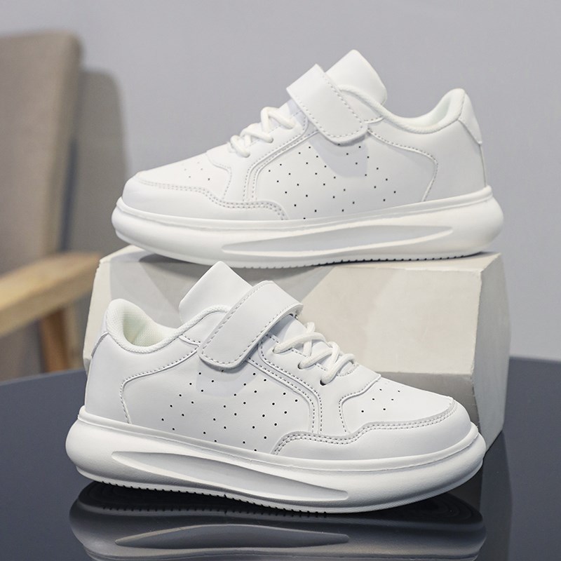 奥特莱斯折扣童鞋男童全黑色鞋子中大童透气网面板鞋男孩黑色皮鞋