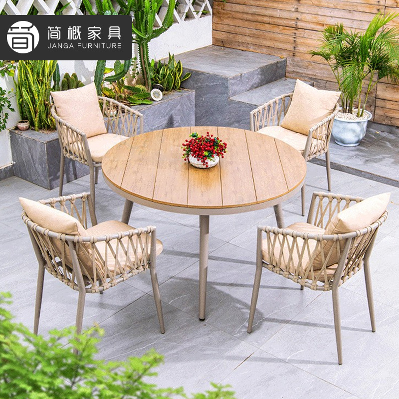 户外桌椅庭院花园塑木家具组合室外露天餐吧阳台防水防晒休闲餐桌