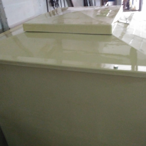 厂家供应1立方玻璃钢储水箱2-3立方不生锈耐强酸强碱树脂抽水箱