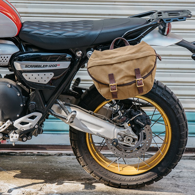 适用于凯旋哈雷本田快拆巡逻员复古机车摩托车边包侧包油蜡挂包