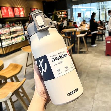 德系大容量保温杯女士高颜值316不锈钢吸管水杯子大肚男女生水壶