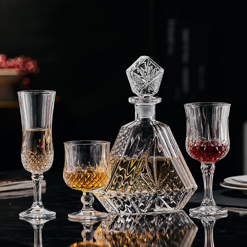 水晶玻璃红酒杯家用复古白兰地杯钻石高脚啤酒杯威士忌洋酒杯套装