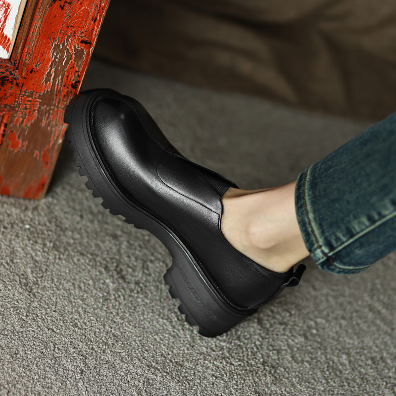 2023春新f款真皮厚底擦色英伦风小皮鞋女坡跟松糕底卡其色懒人单