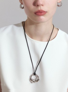 DINN DINN DESIGN简系列绷带缠绕吊坠皮绳长项链女百搭轻奢设计