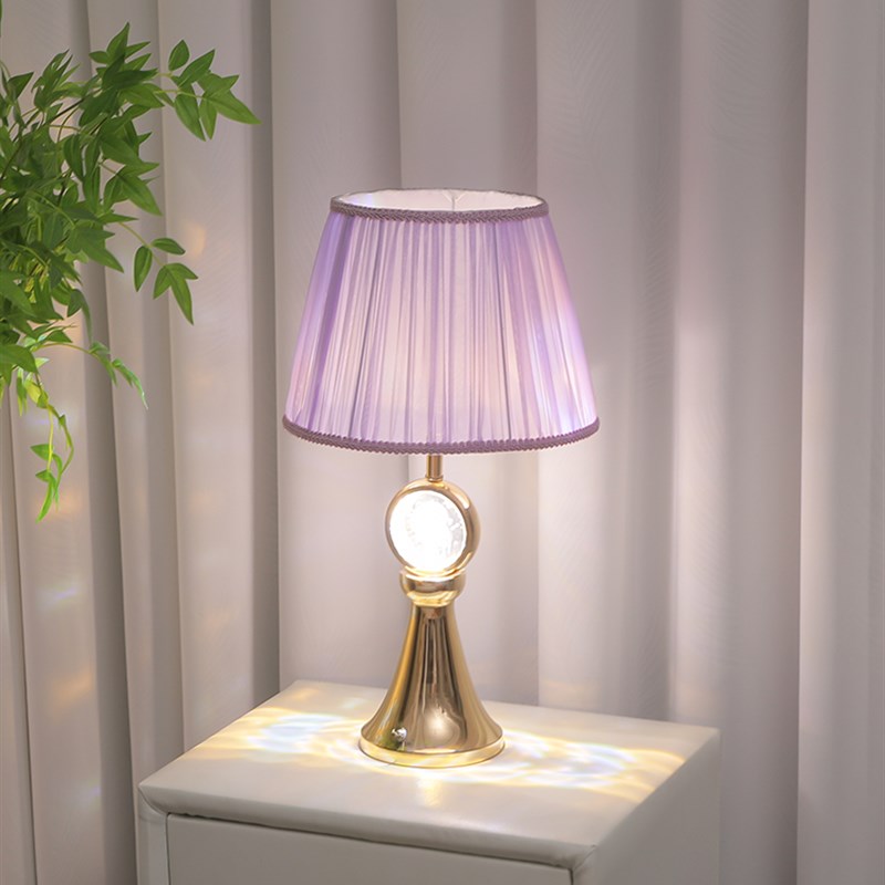 北欧轻奢时尚金i色现代客厅卧室床头水晶台灯触摸充电手扫感应开