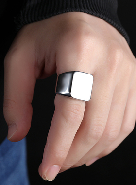 情人节光面大板平面戒指男钛钢指环潮人个性霸气配饰简约刻字