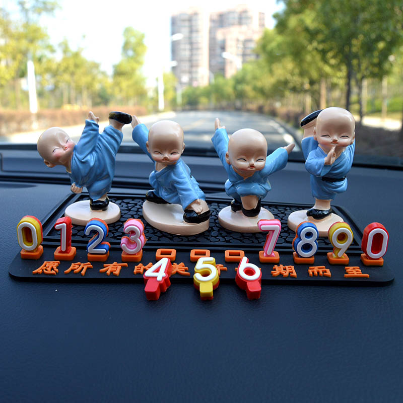 汽车上临时停车号码牌创意小和尚车E内饰品摆件车载挪车移车电话