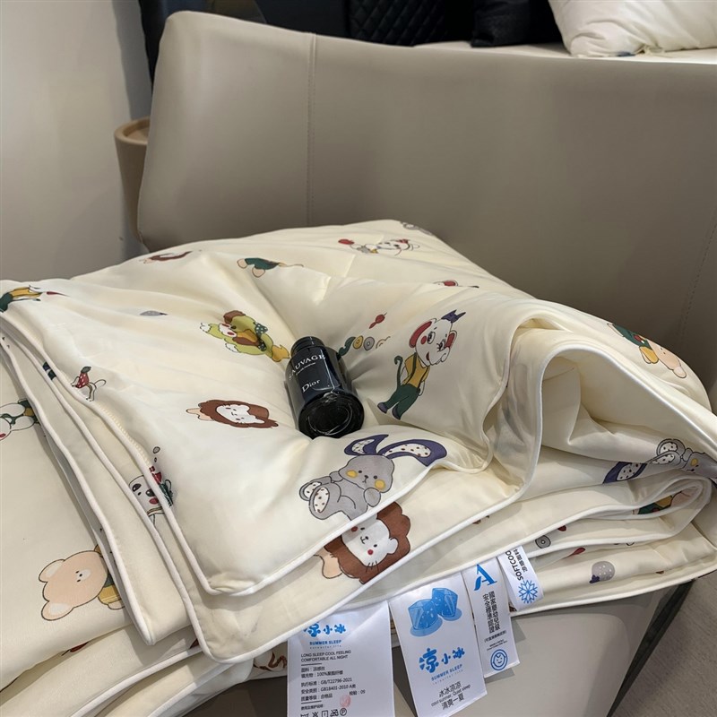 夏季A类小冰皮夏k凉被新款冰丝夏被凉感丝双人加大单人空调被出口