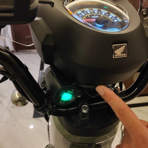 适用本田幼兽CC110手机USB充电器车载改装快充对插ACC口不伤电瓶