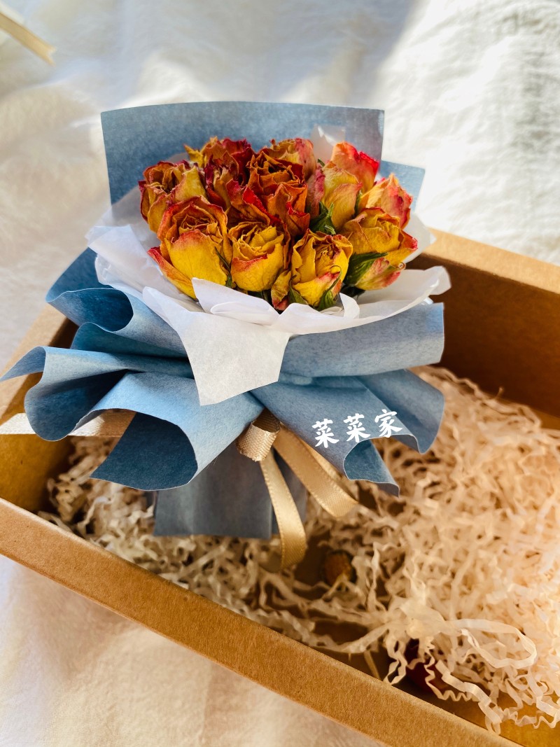 迷你精致干花束玫瑰结婚伴手礼情人节出风口车载夹毕业生日礼物