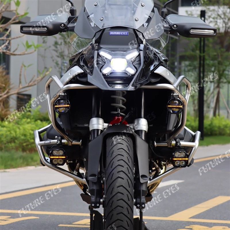 未来之眼星际X80+Z4一拖四套装摩托车射灯远近光爆闪ULED强光超亮