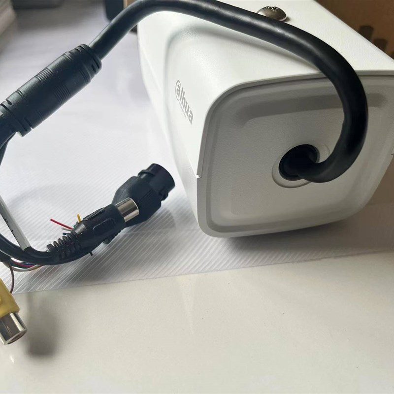 大华DH-IPC-HFW3233F-ZAS 200万监控POE摄像头红外网络摄像机