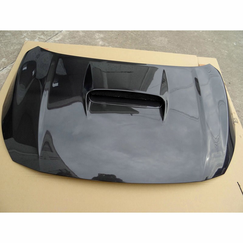 于18-22款斯巴鲁XV STI款碳纤维K改装开孔机盖 碳纤引擎盖