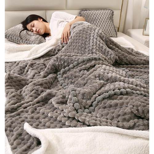 加厚抱枕被子两用午睡车上靠垫办公室枕头二合一绒毯冬汽车多功能