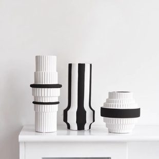 现代北欧简约高档黑白艺术花瓶样板间客厅玄关书房柜架装饰品摆件