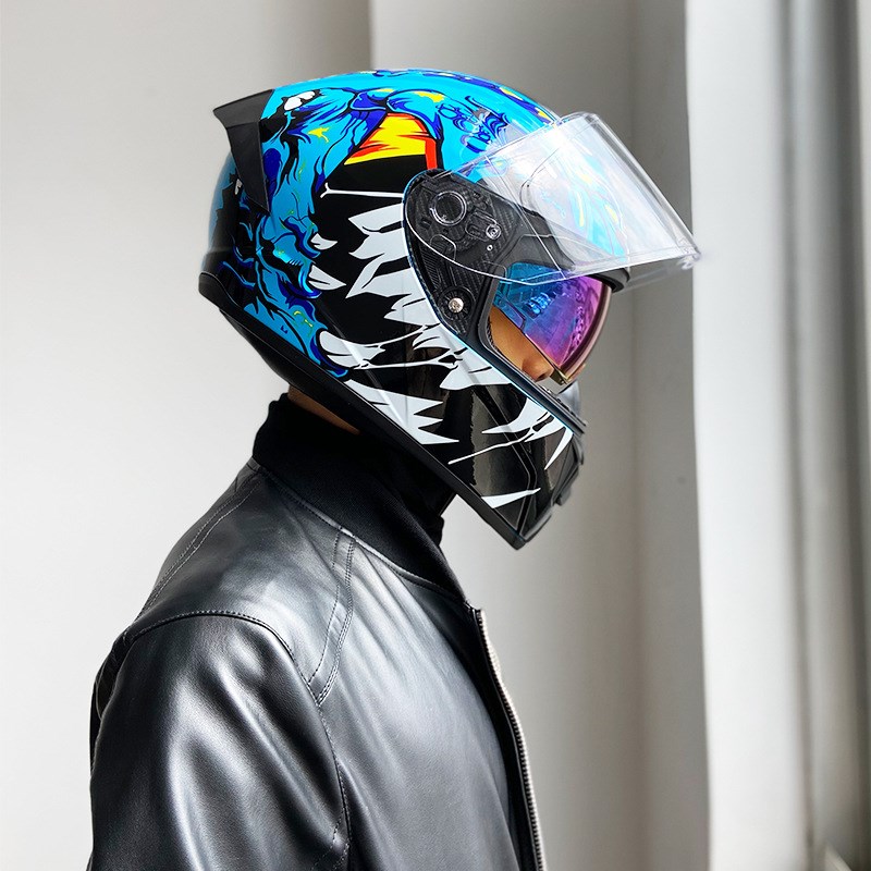 摩托车头盔全盔双镜片成人青年蓝牙机车头盔跑盔男女个性赛车头盔