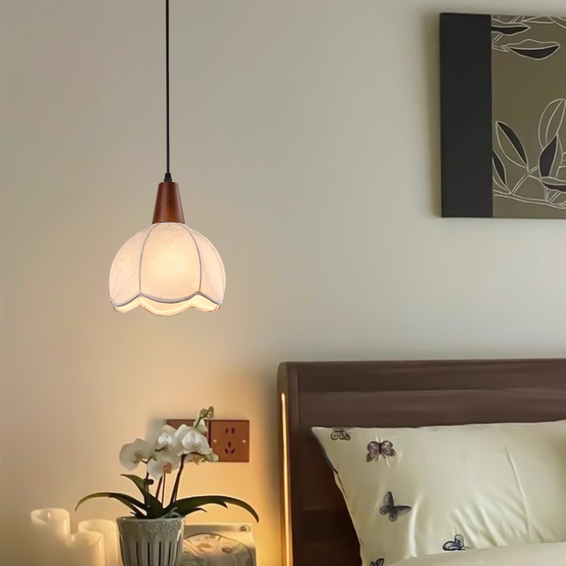 新款法式中古餐厅吊灯中式复古布艺卧室宋代美学侘寂风实木餐桌灯