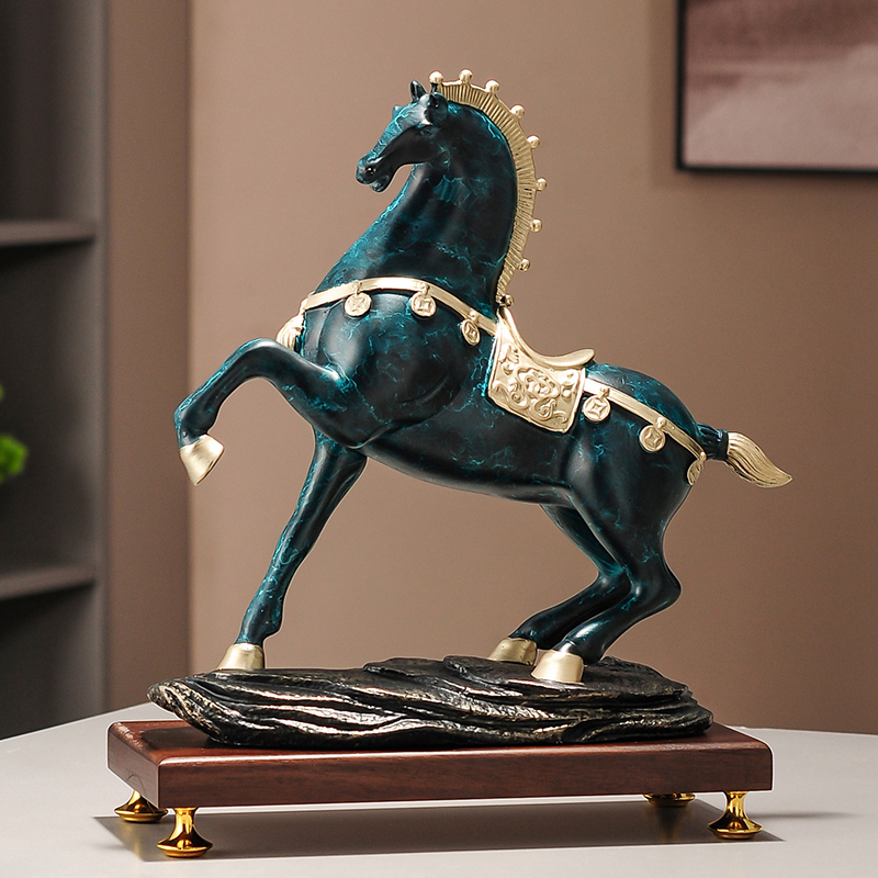 老板领导办公室桌马到成功装饰摆件D高档客厅屏风博古架酒柜工艺