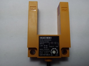 GS30E4 电梯平层 E3S 光电开关 三线P常开 槽形