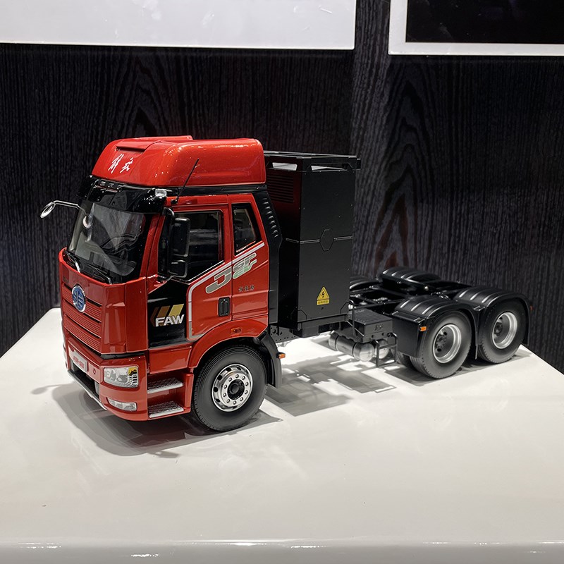 一汽原厂b解放J6V牵引车拖头1:24合金汽车模型重卡 J6P充换电一体