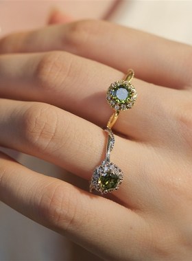 《萤火之森》复古精致橄榄绿锆石满钻手捧花小众戒指女Z轻奢高级