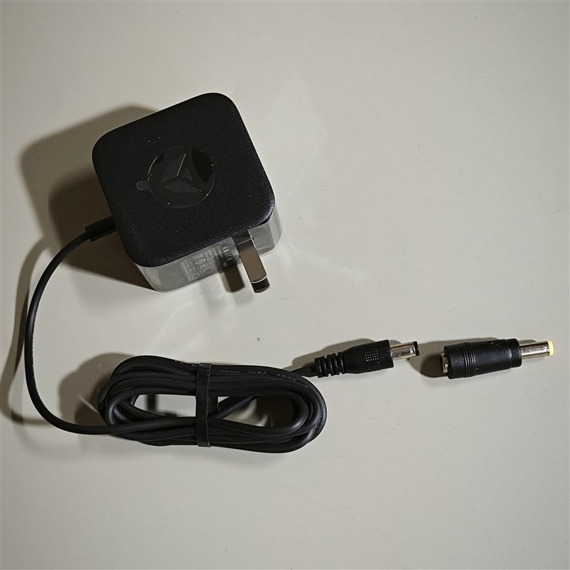 新款12V3A电源配接器监控显示器路由器光猫机上盒主机充电线原装