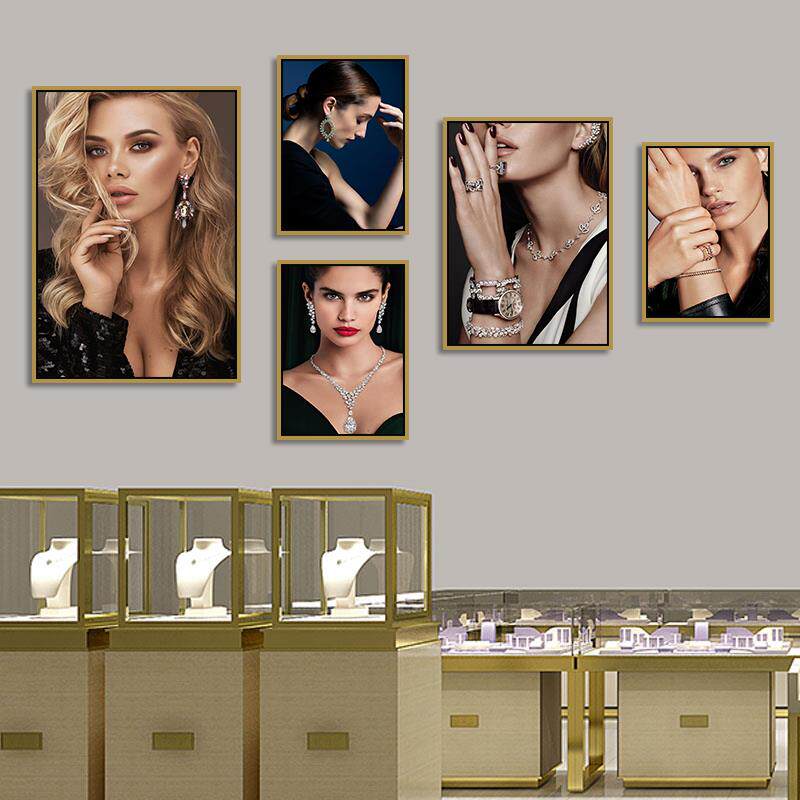 珠宝店广告装饰画首饰银饰翡翠欧美模特展示摄影图挂画展柜背景墙