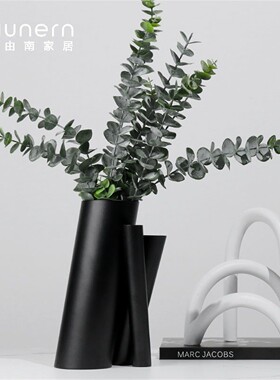 北欧简约轻奢极简黑色金属圆筒插花器摆件样板间创意桌面花瓶装饰