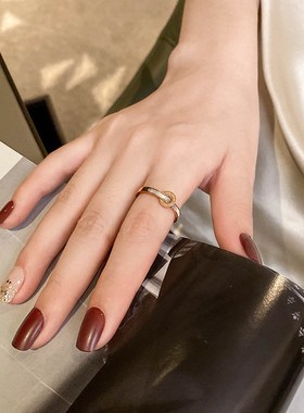 钛钢罗马数字英文贝壳戒指女 个性C食指指环网红ins冷淡风小众素