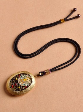 黄铜嘎乌盒吊坠大日如来手工项链黄财神观世音空T心可打开藏式挂