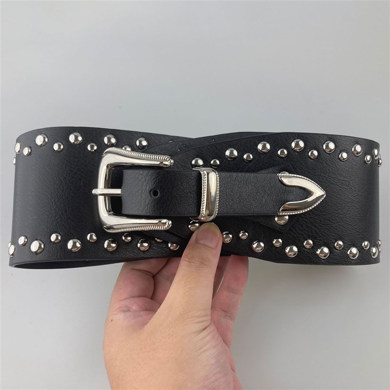 新款豹纹斑c马纹铆钉毛毛腰封腰带ins热卖款大衣裙子腰带牛仔裤带