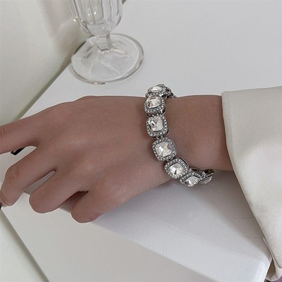 欧美个性满钻冰糖心古巴手链男女 小众设计感ins几V何嘻哈手饰