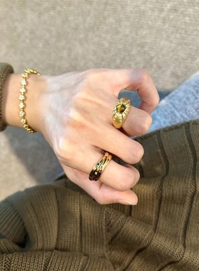 复古拉丝虎眼石方钻宽版戒指金色拉丝纹小众设计高U级感轻奢食指