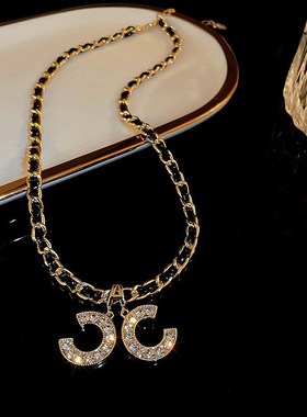 小众设计感皮质编织C字母项w链轻奢网红新款锁骨链百搭时尚颈链女